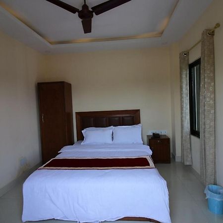 Hotel Suramma Rummindei Luaran gambar
