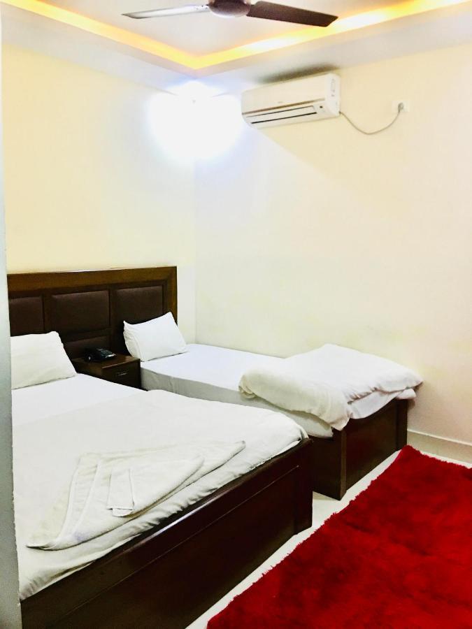 Hotel Suramma Rummindei Luaran gambar