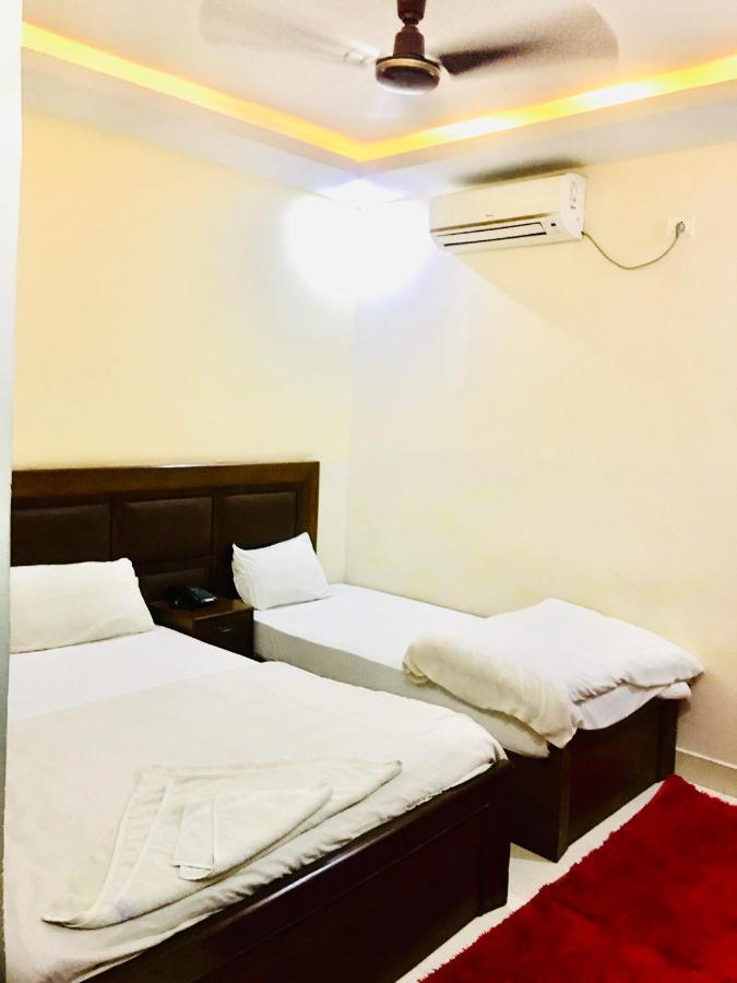 Hotel Suramma Rummindei Luaran gambar
